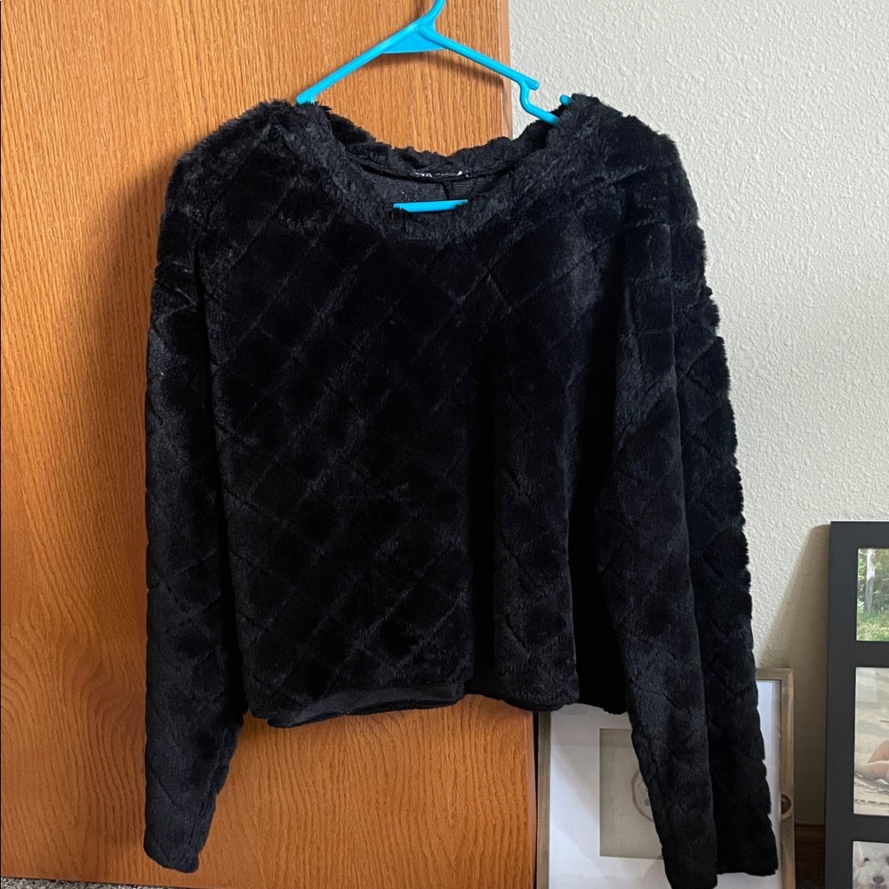Zara Black Fuzzy Knit Sweater